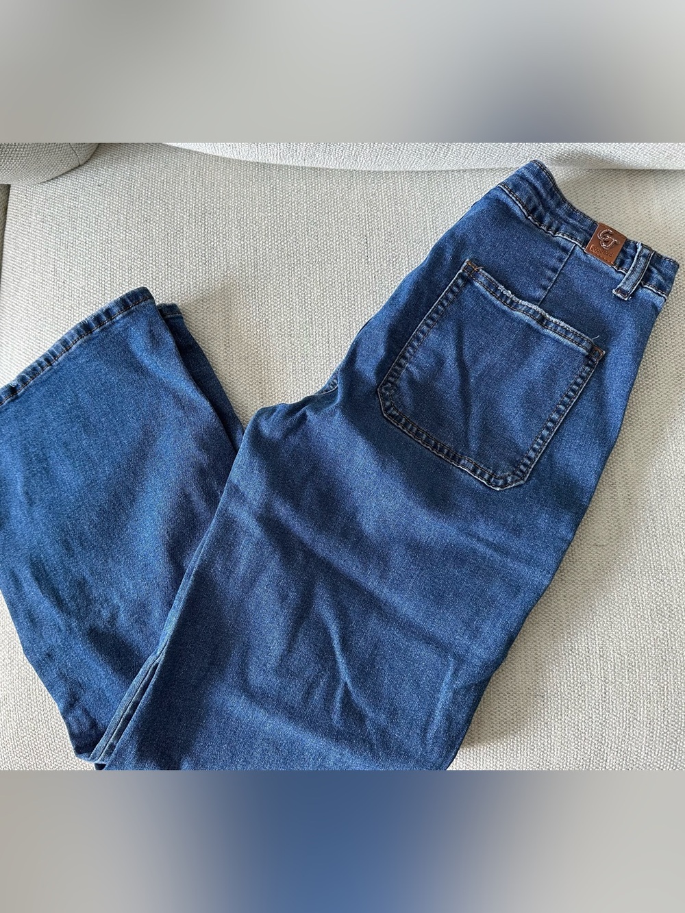 Women's Wide-Leg Flare Jeans in Dark Blue Denim - Casual Chic